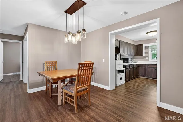 $155,000 | 125 Roberts Street, Jerseyville, IL 62052