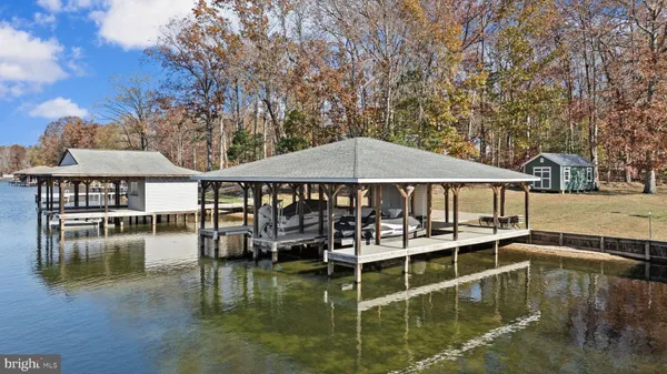 $1,099,000 | 14 Oak Road, Bumpass, VA 23024