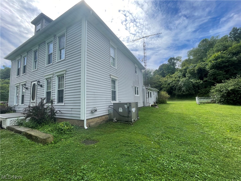 4225 Jackson Run Road New Matamoras, OH 45767 - Photo 6 of 34 Gallery Image 6