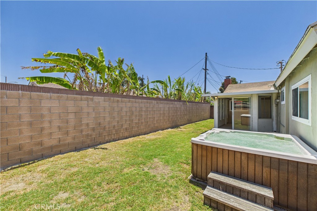 10002 St Elizabeth Circle Cypress, CA 90630 - Photo 33 of 35 a view of a backyard with sitting area