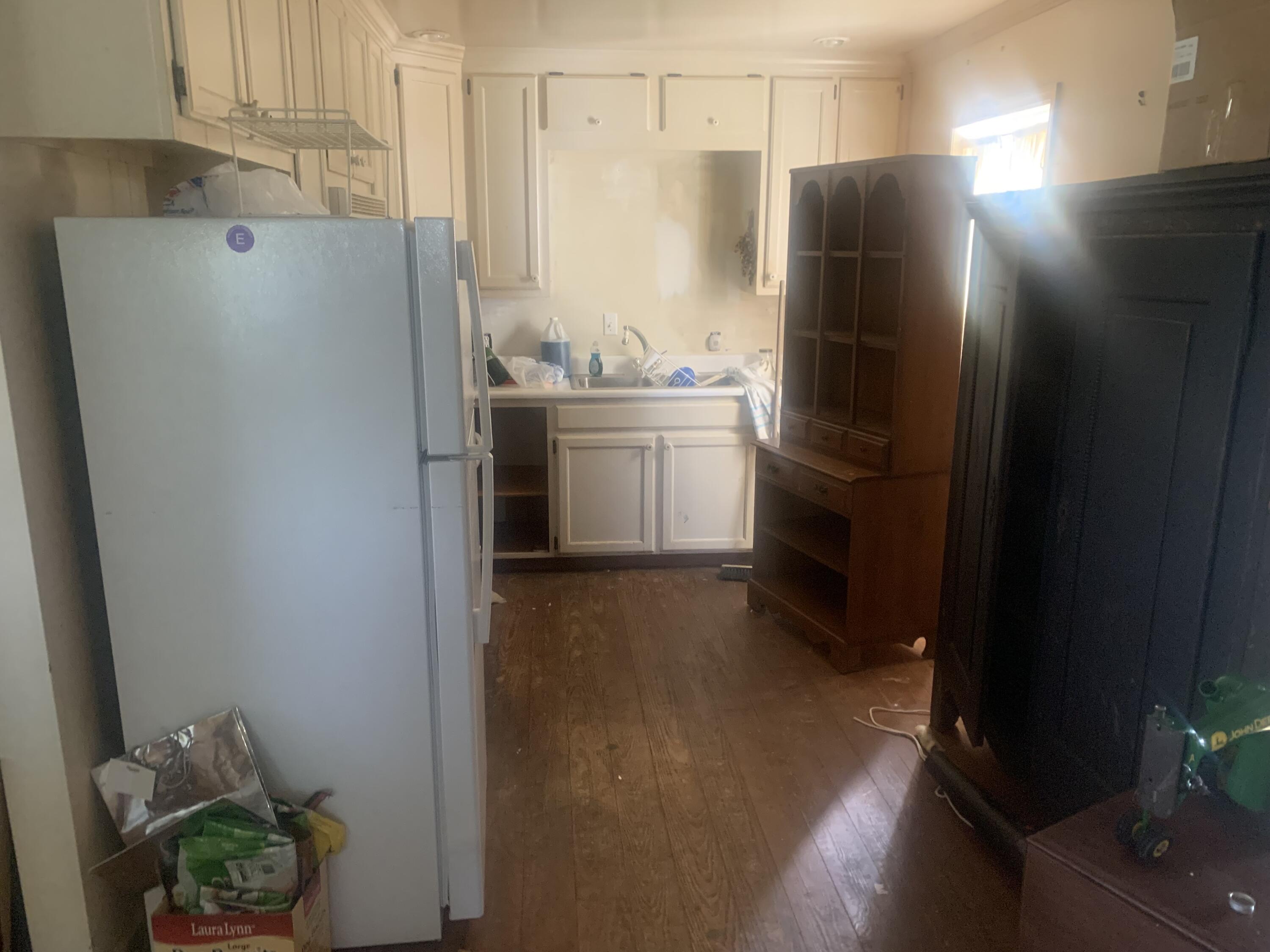 2761 Bright Hope Road Mosheim, TN 37818 - Photo 6 of 10 Floyd kitchen