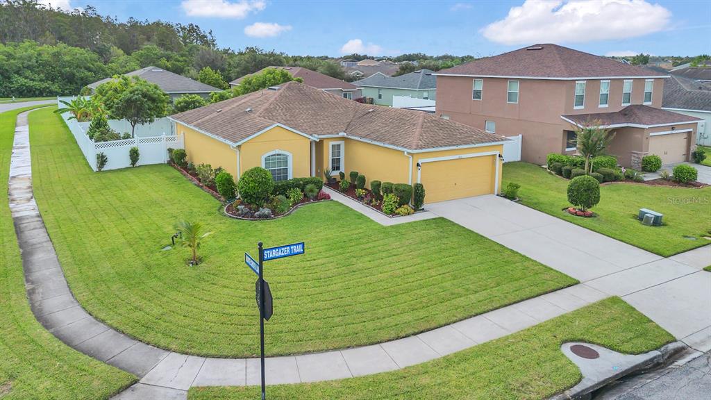 1801 Stargazer Trail Kissimmee, FL 34758 - Photo 2 of 28