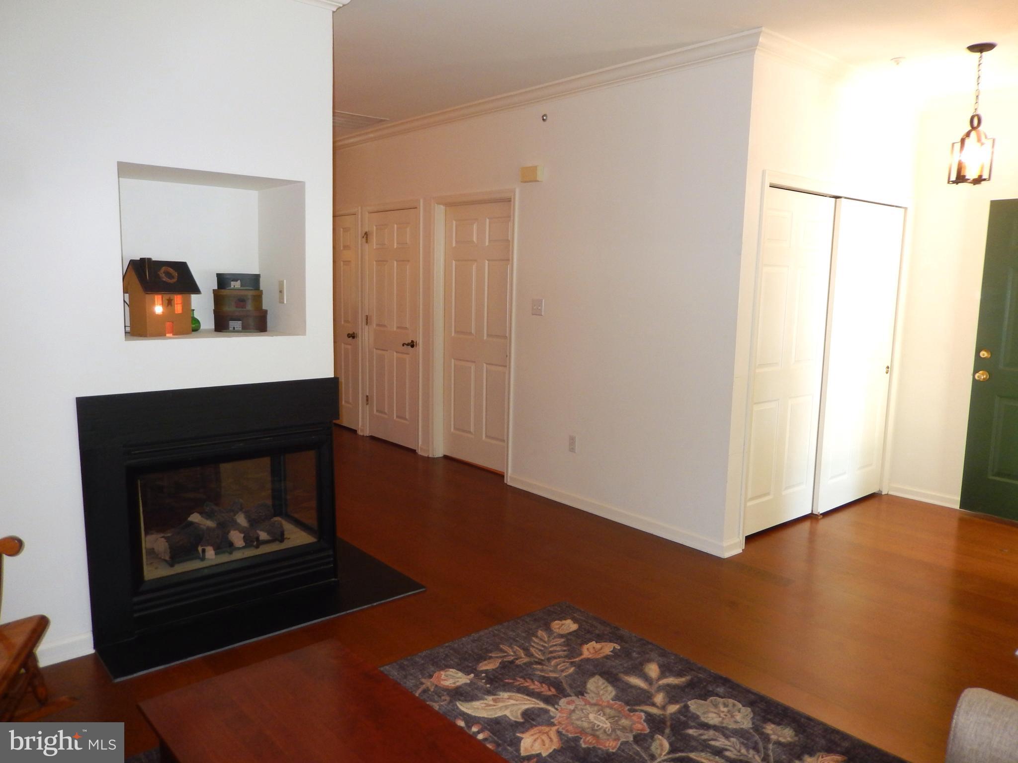 1293 Country Club Drive Springfield, PA 19064 - Photo 9 of 33