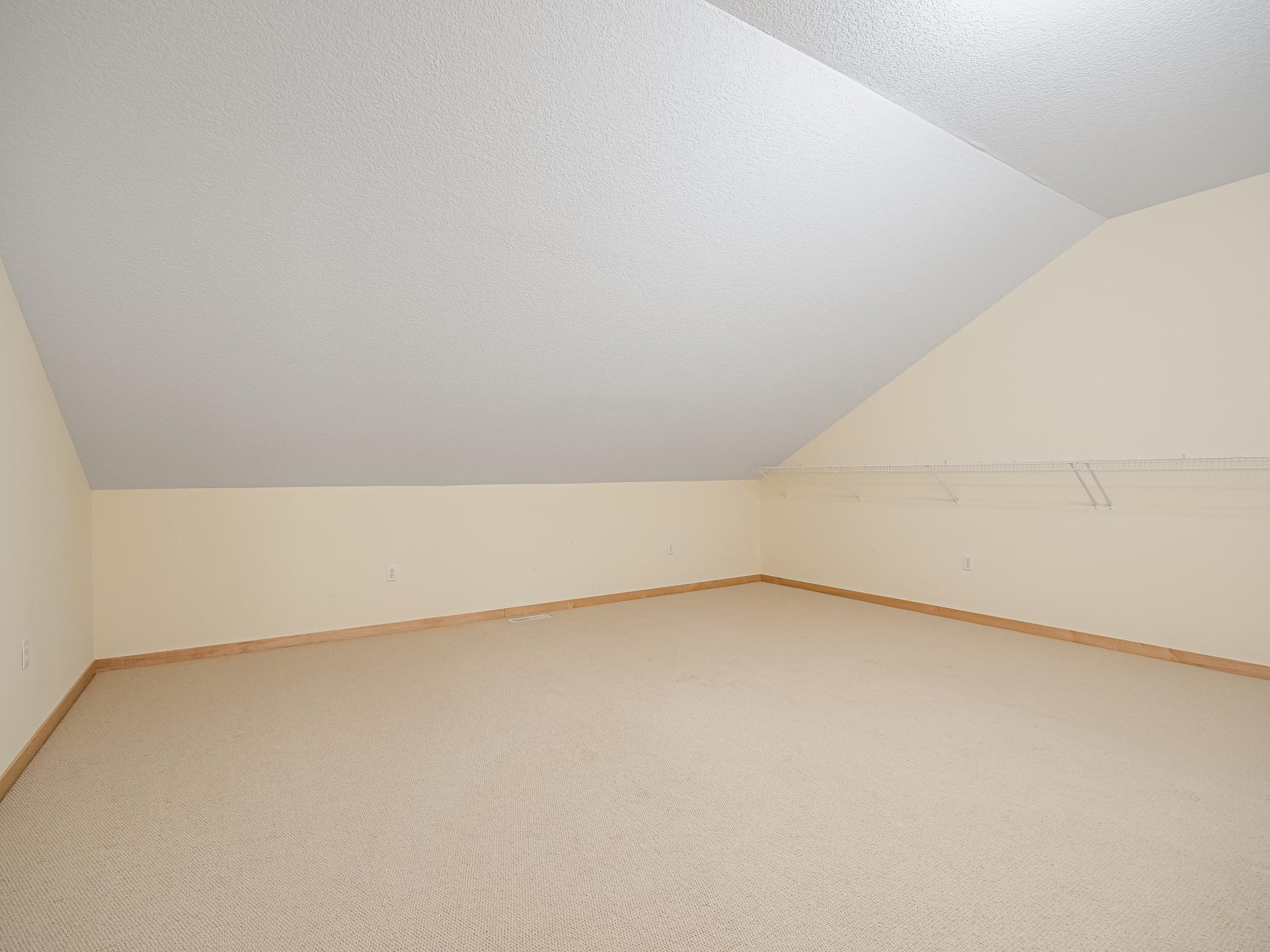 2113 Village Terrace Bloomington, MN 55431 - Photo 23 of 39