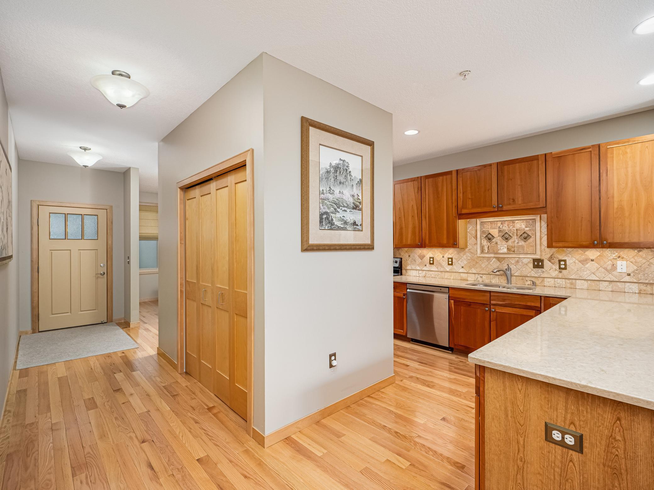 2113 Village Terrace Bloomington, MN 55431 - Photo 6 of 39