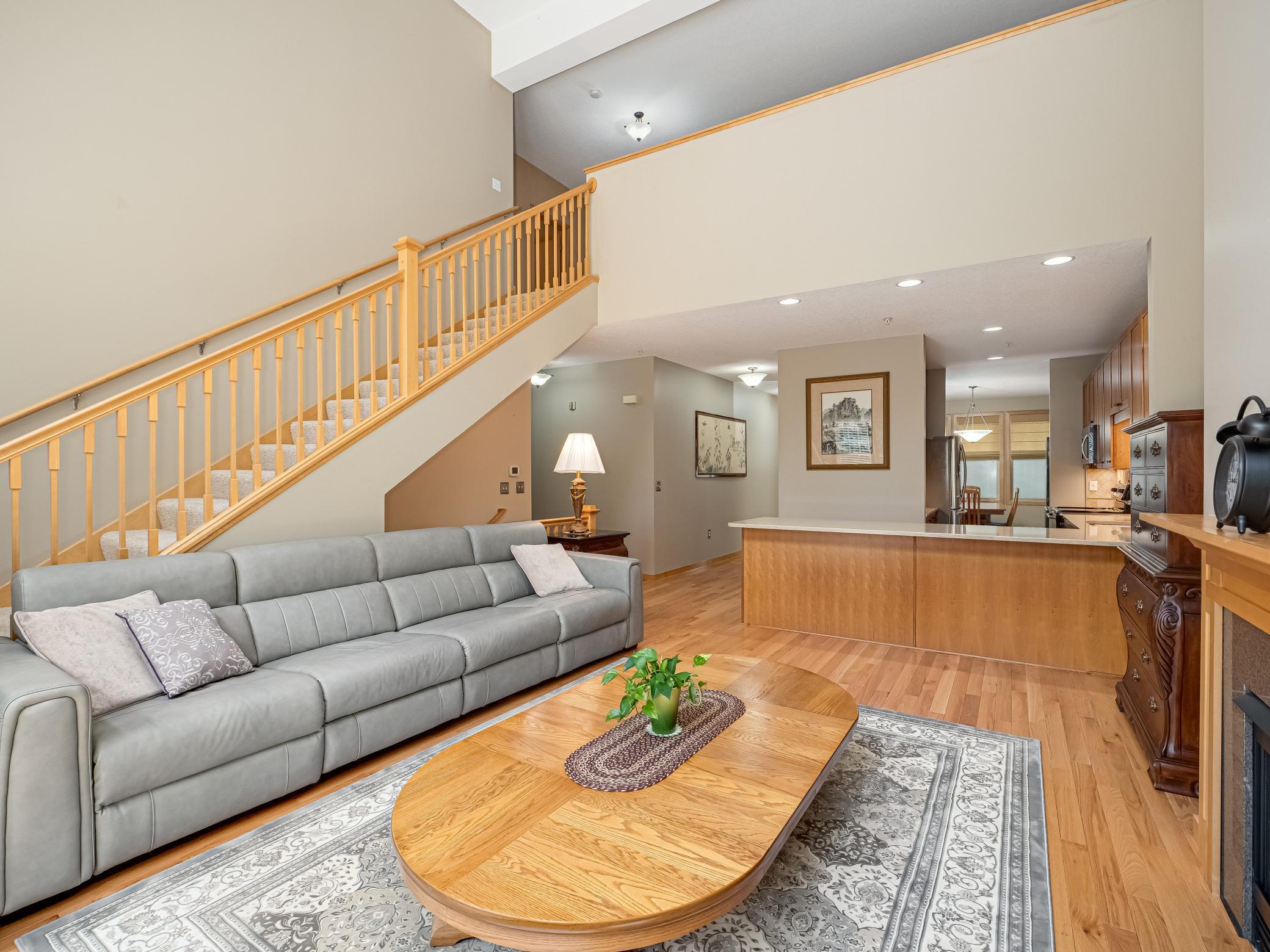 2113 Village Terrace Bloomington, MN 55431 - Photo 8 of 39