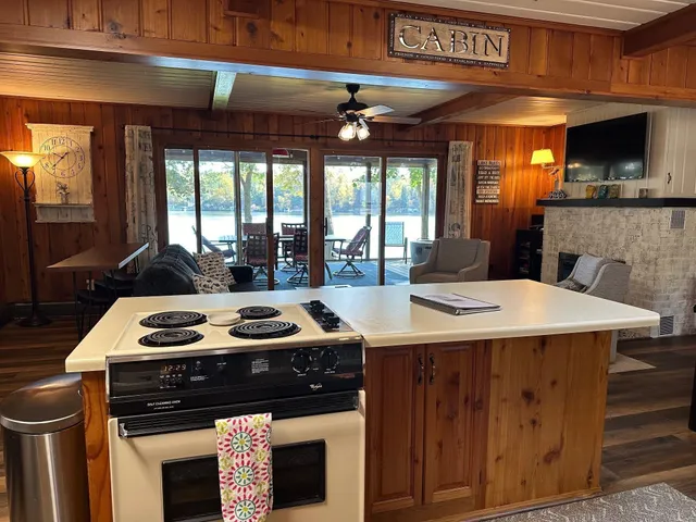 $1,200,000 | 25522 Roy Lane, Nisswa, MN 56468