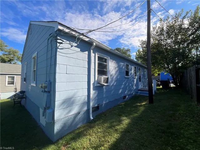 $850 | 720 Warren Street, Unit B, Greensboro, NC 27403