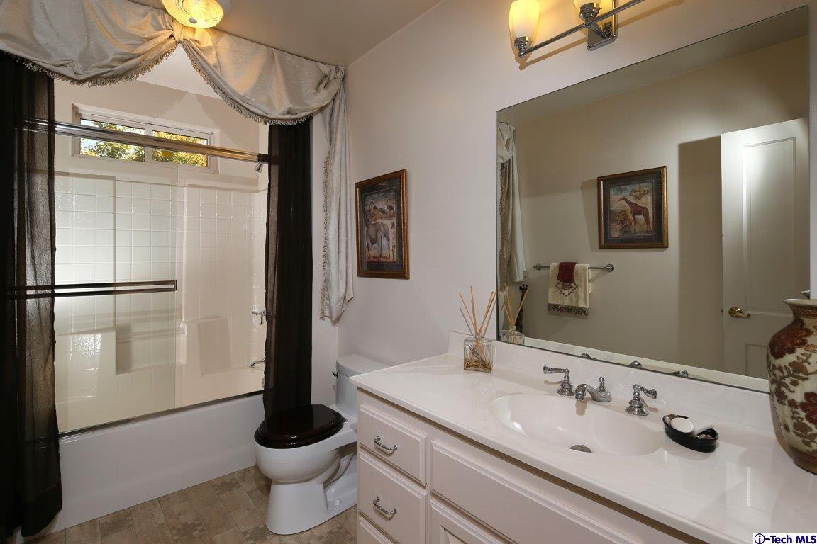 1930 Meadowbrook Road Altadena, CA 91001 - Photo 15 of 28 Additional Photo