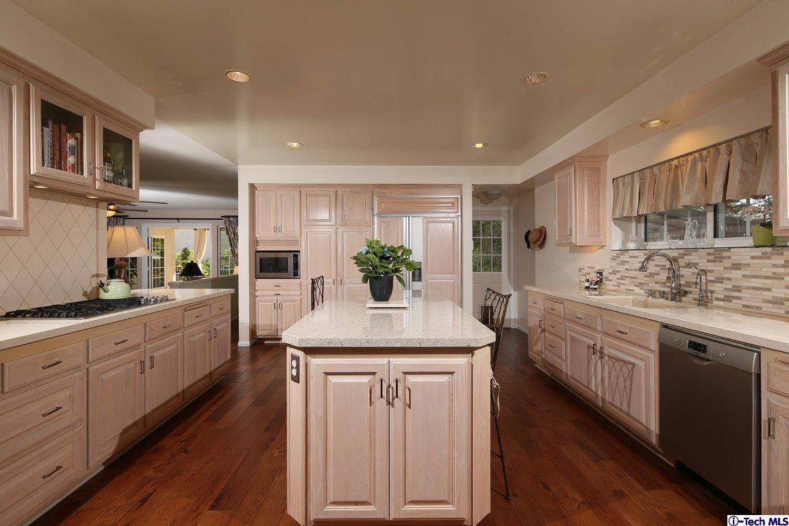 1930 Meadowbrook Road Altadena, CA 91001 - Photo 6 of 28 Additional Photo