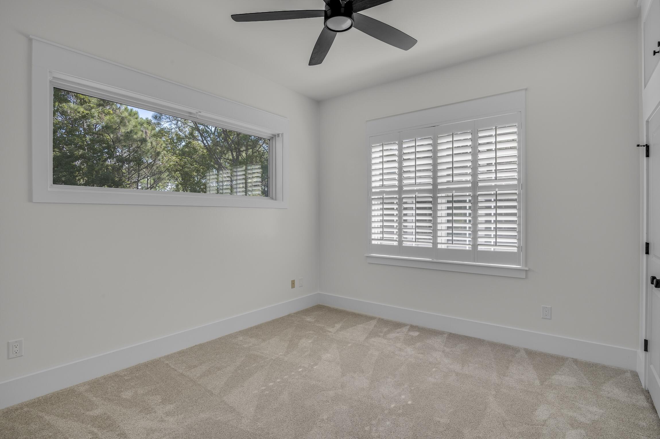 488 Regatta Bay Boulevard Destin, FL 32541 - Photo 34 of 46 an empty room with a window
