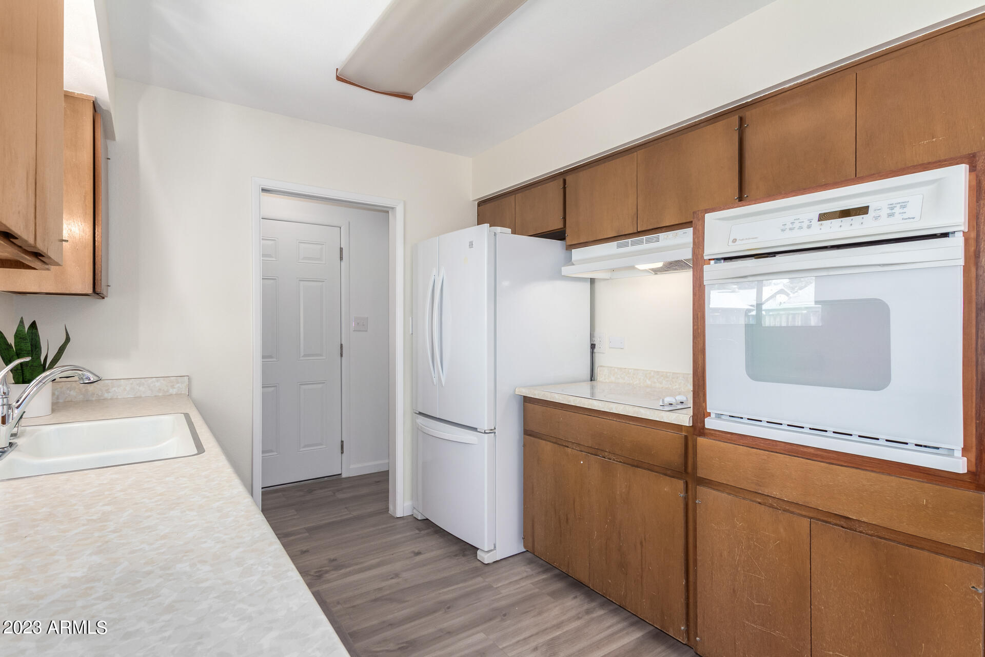 3704 South Terrace Road Tempe, AZ 85282 - Photo 13 of 32 12-Terrace