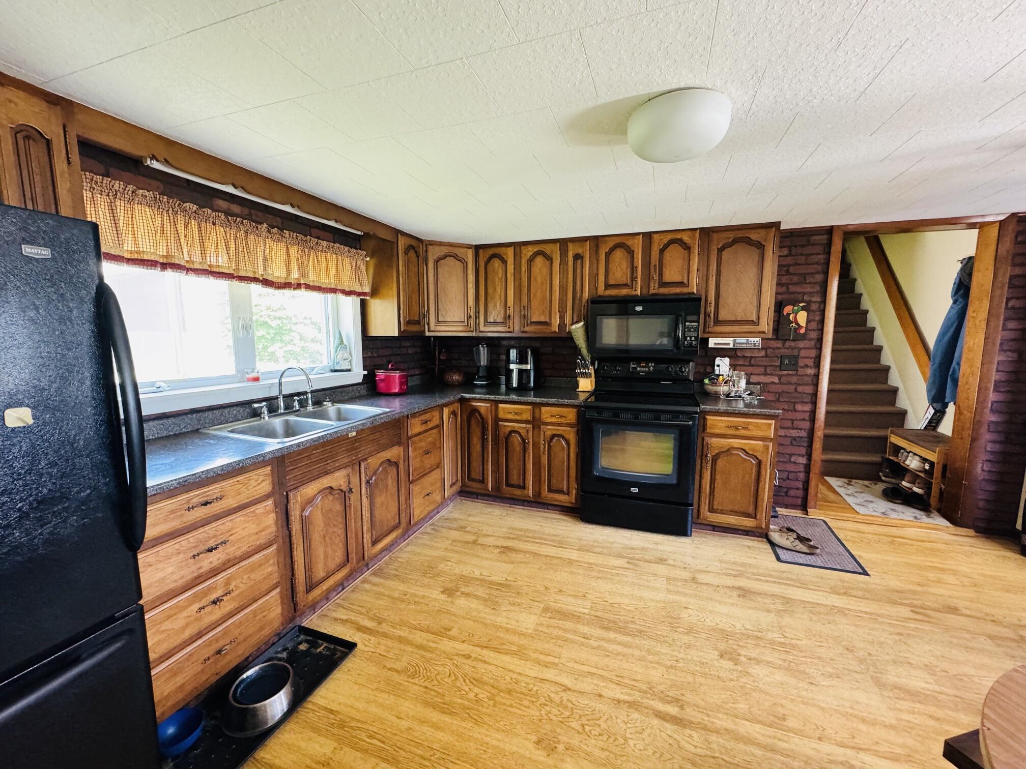 1 Hall Street Patten, ME 04765 - Photo 4 of 16 1000001594