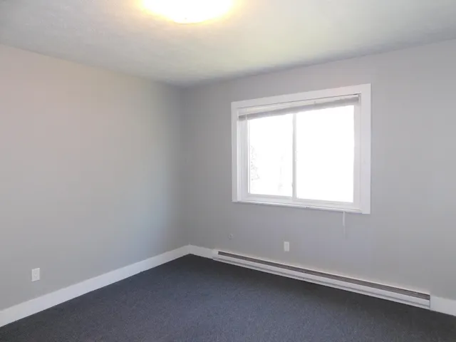 $2,000 | 253 Brookridge Court, Unit 2, Ann Arbor, MI 48103