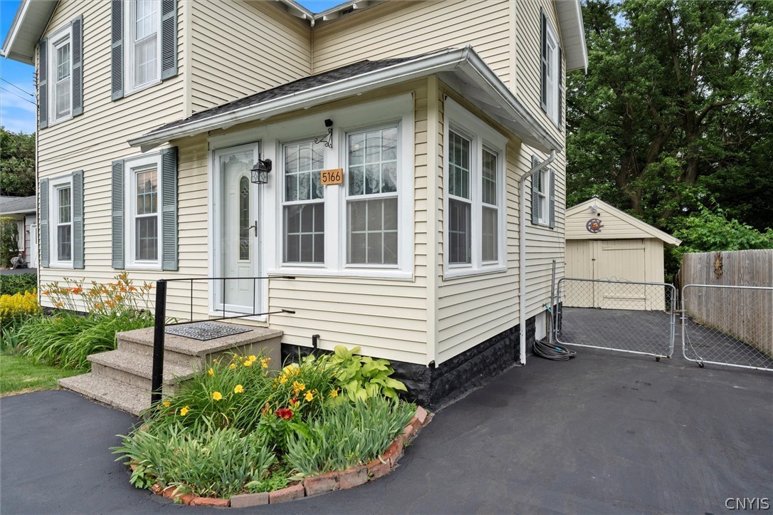 5166 Jamesville Road DeWitt, NY 13078 - Photo 3 of 45