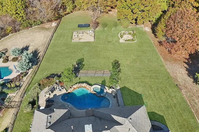 a view of a lake with houses