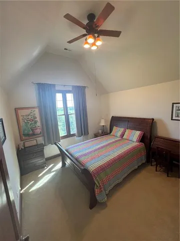 $725,000 | 2 Southeast Eagle Ridge Drive, St. Joseph, MO 64507