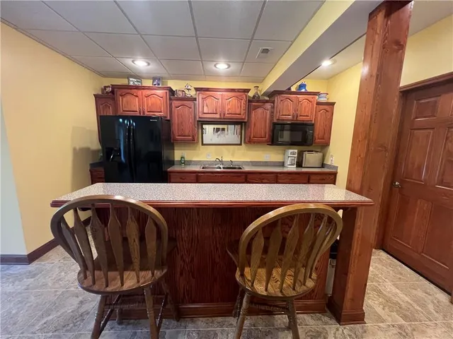 $725,000 | 2 Southeast Eagle Ridge Drive, St. Joseph, MO 64507