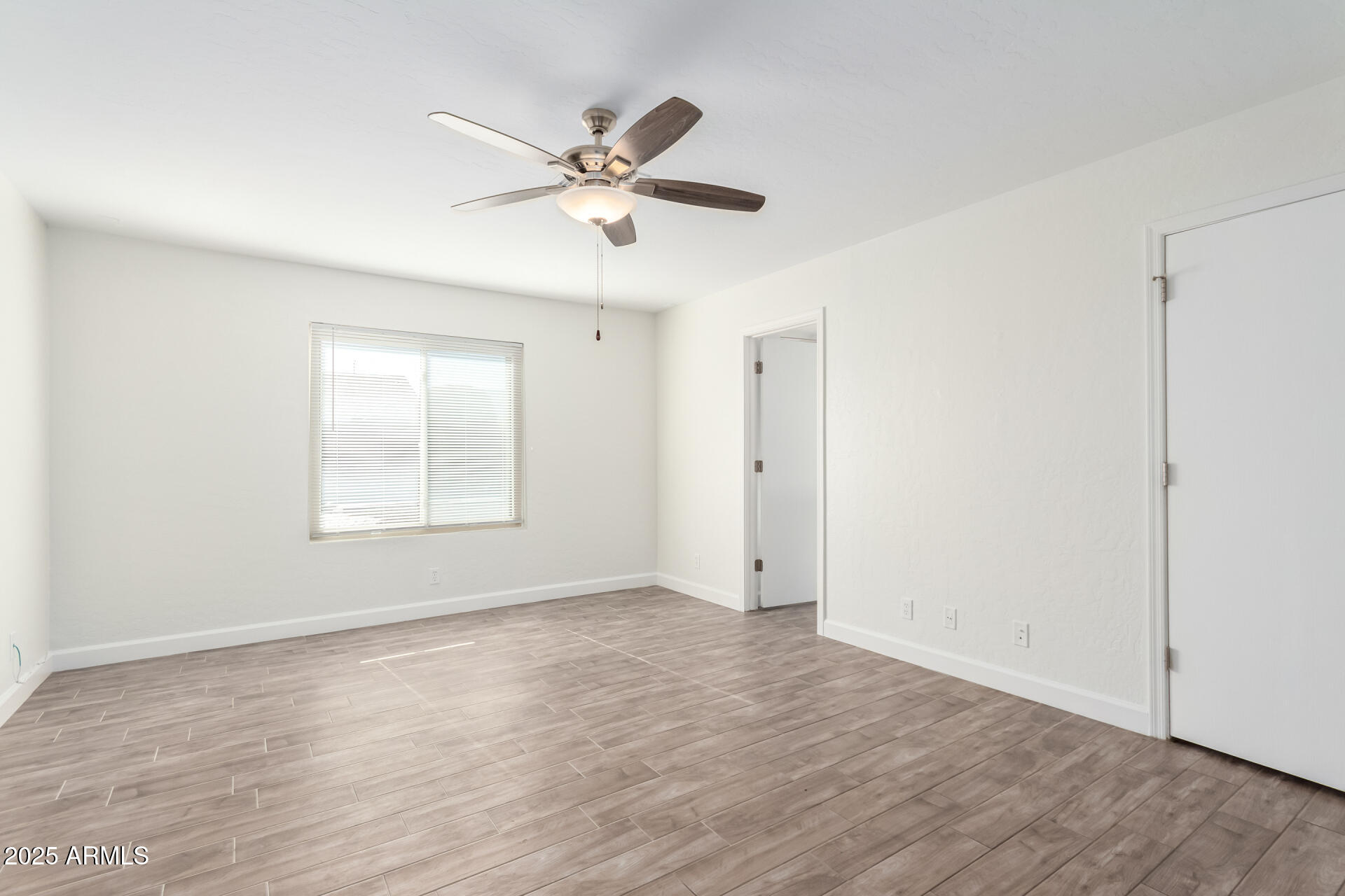 2047 East Devon Road Gilbert, AZ 85296 - Photo 11 of 28 17 Devon