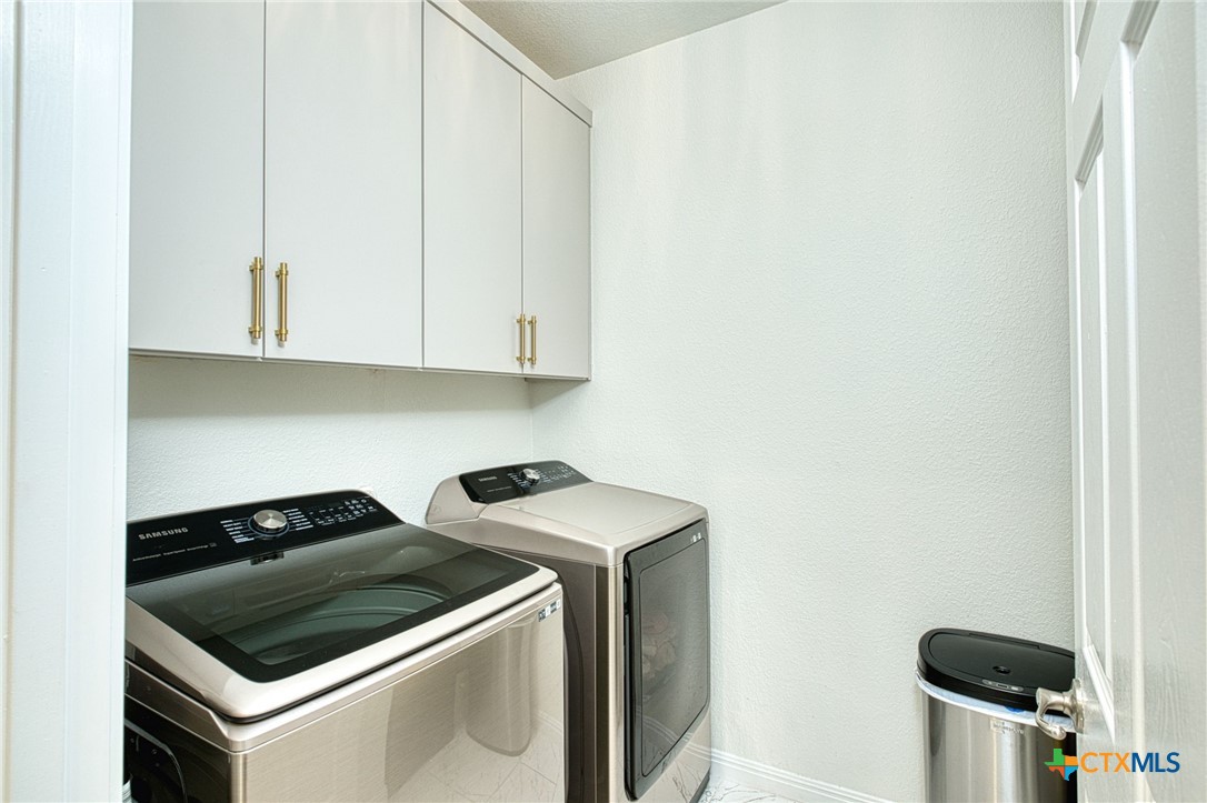 7233 Menchaca Road, Unit 10 Austin, TX 78745 - Photo 11 of 15