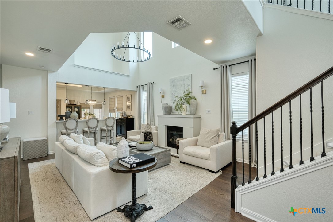 7233 Menchaca Road, Unit 10 Austin, TX 78745 - Photo 2 of 15