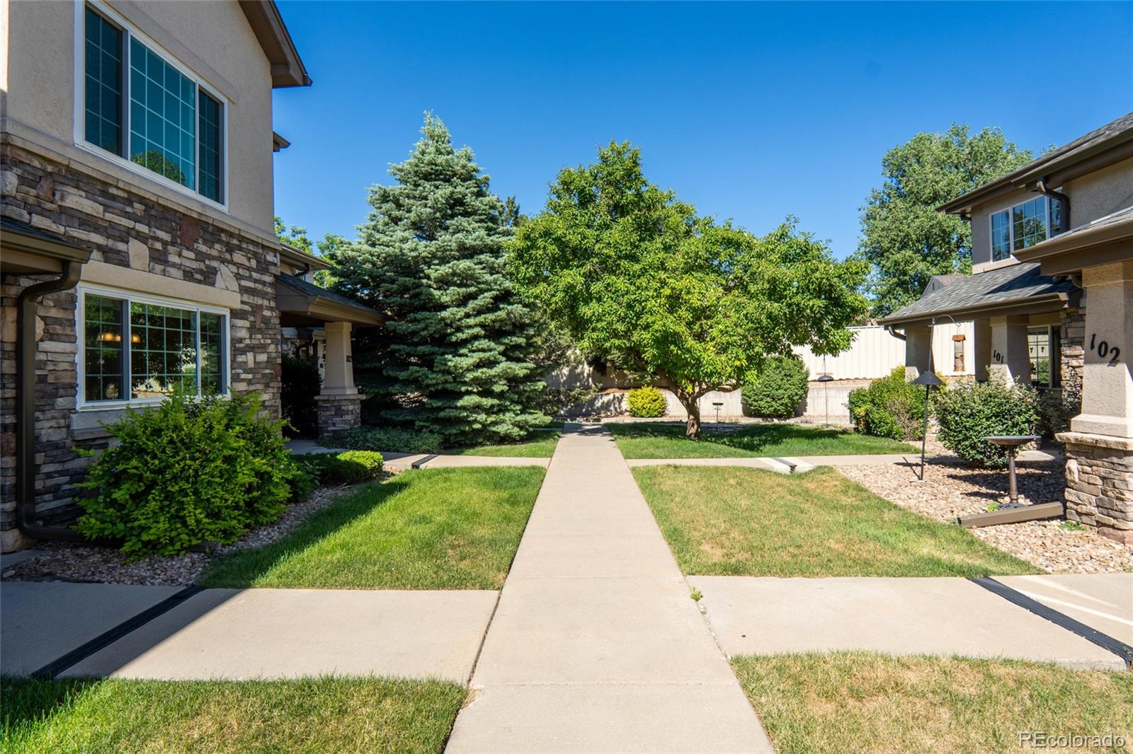 1435 South Chambers Road, Unit 102 Aurora, CO 80017 - Photo 32 of 38