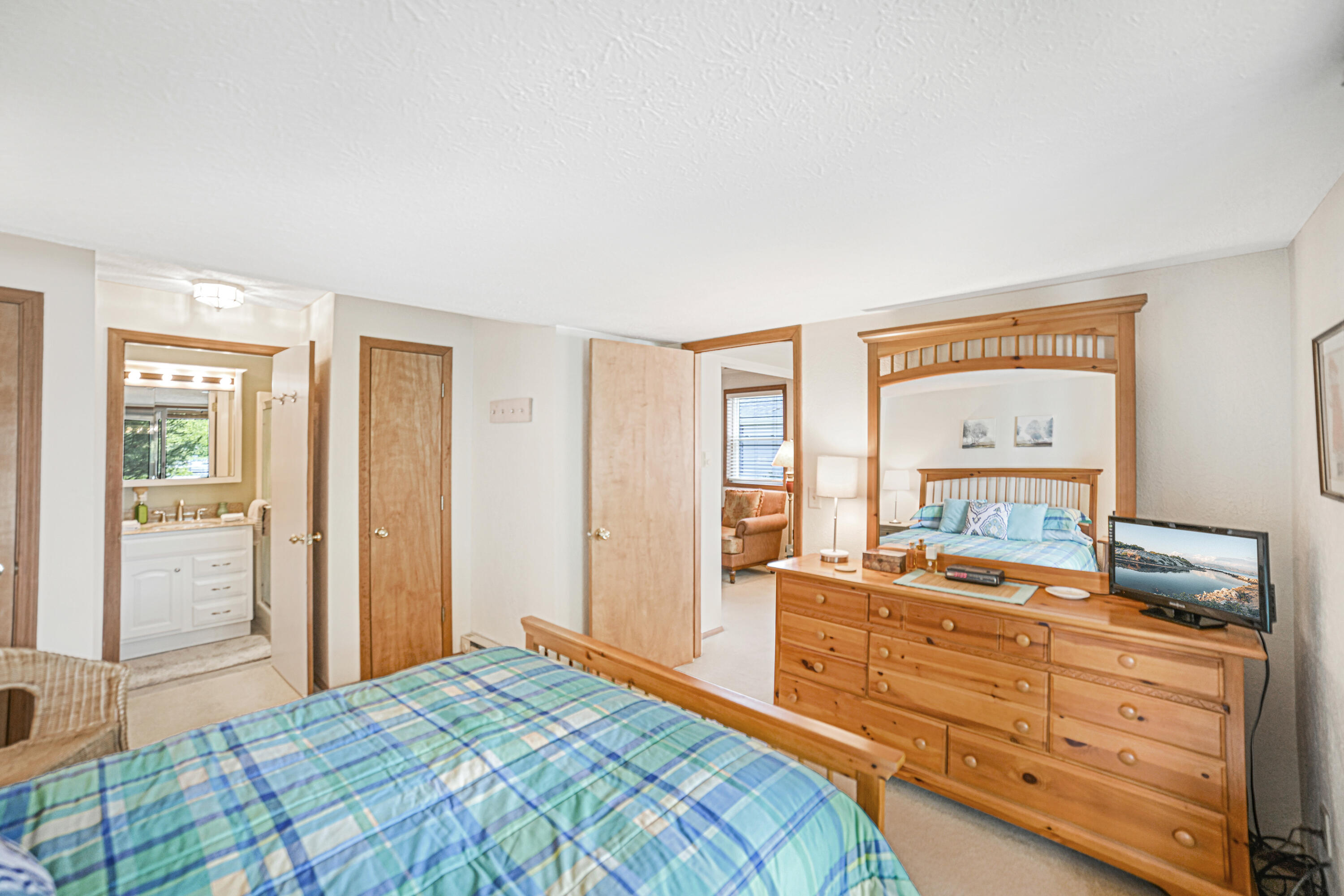 69960 Garver Lake Road Edwardsburg, MI 49112 - Photo 20 of 33 DSC_0294