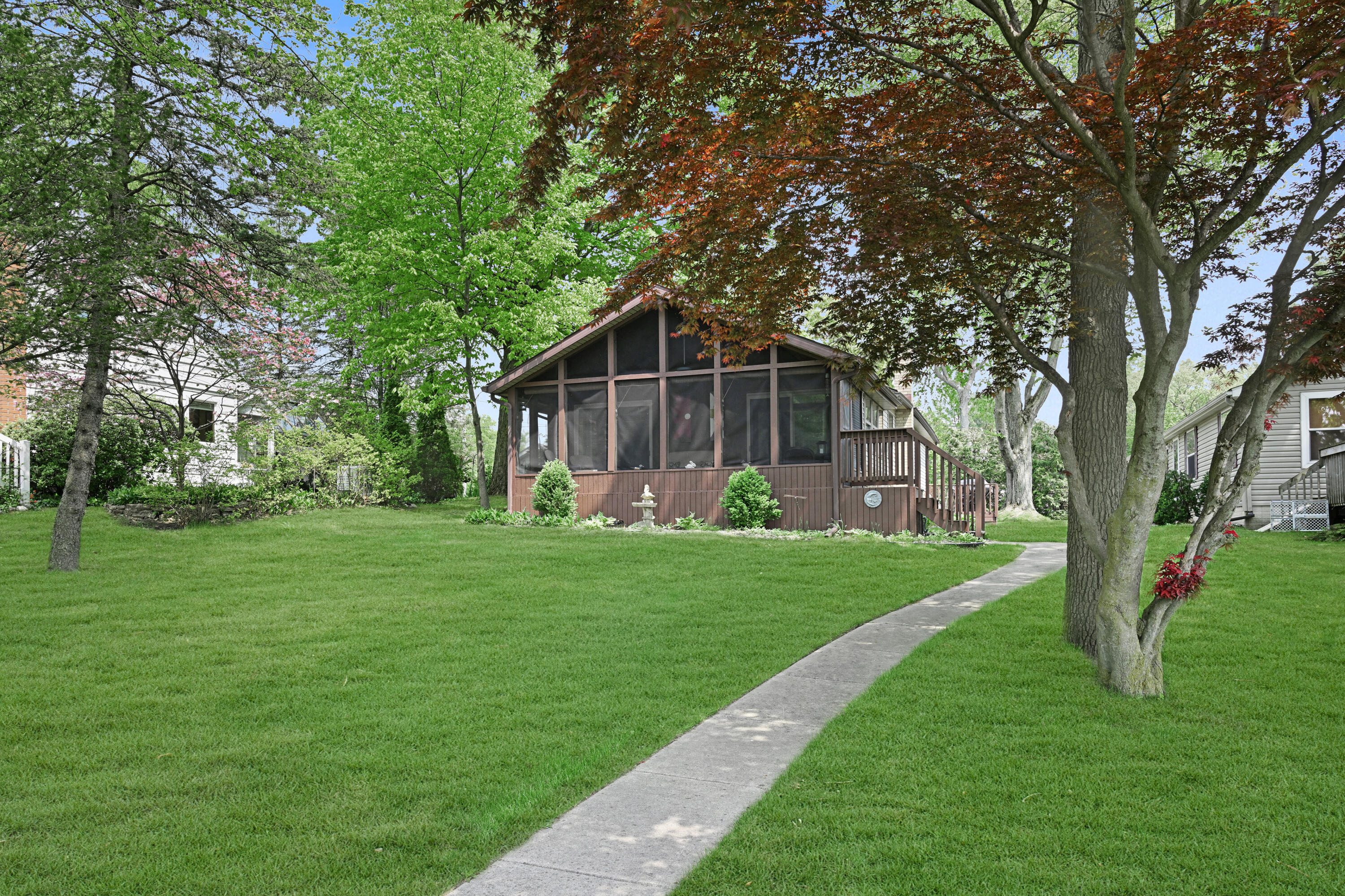 69960 Garver Lake Road Edwardsburg, MI 49112 - Photo 2 of 33 DSC_0097a