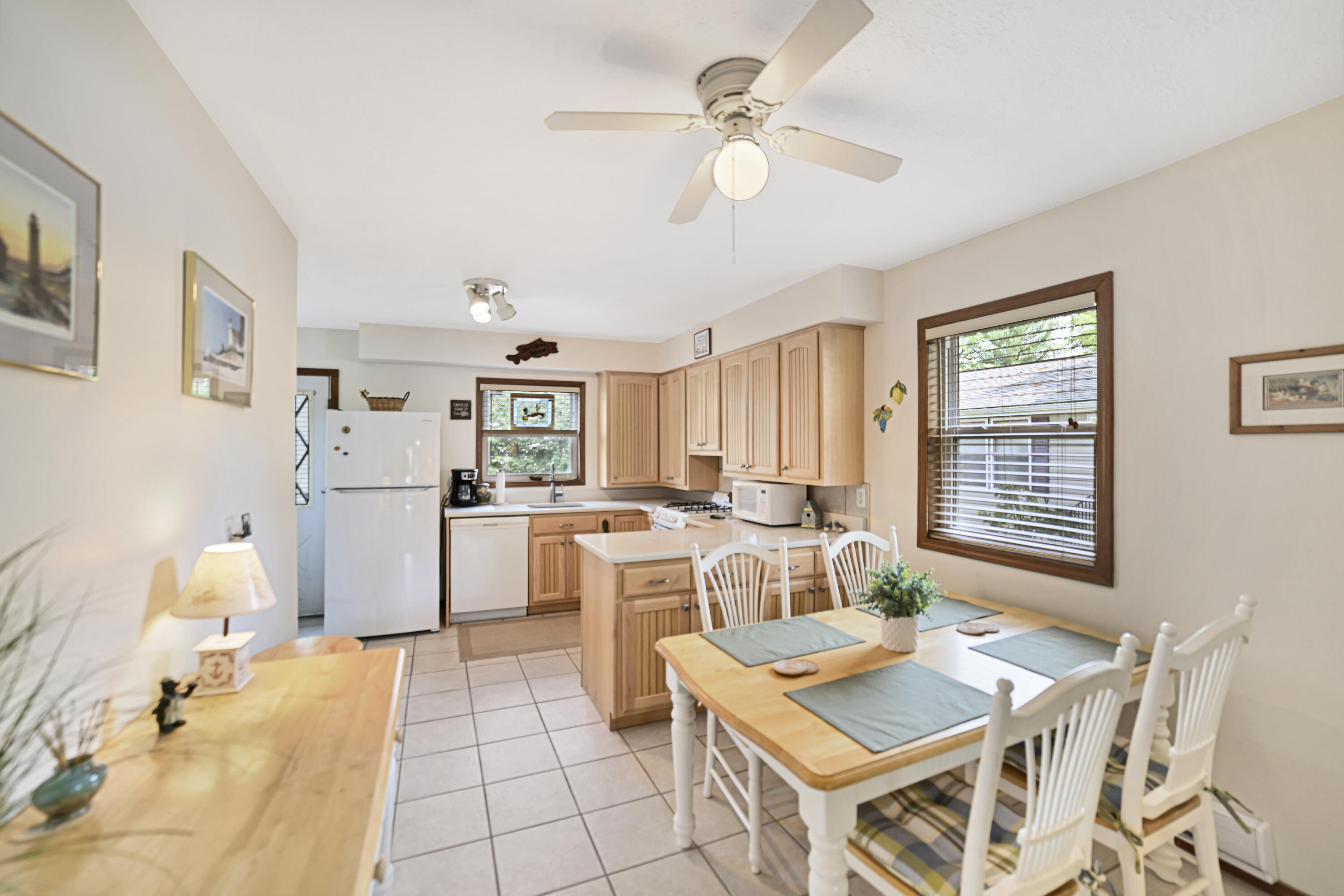 69960 Garver Lake Road Edwardsburg, MI 49112 - Photo 6 of 33 DSC_0184