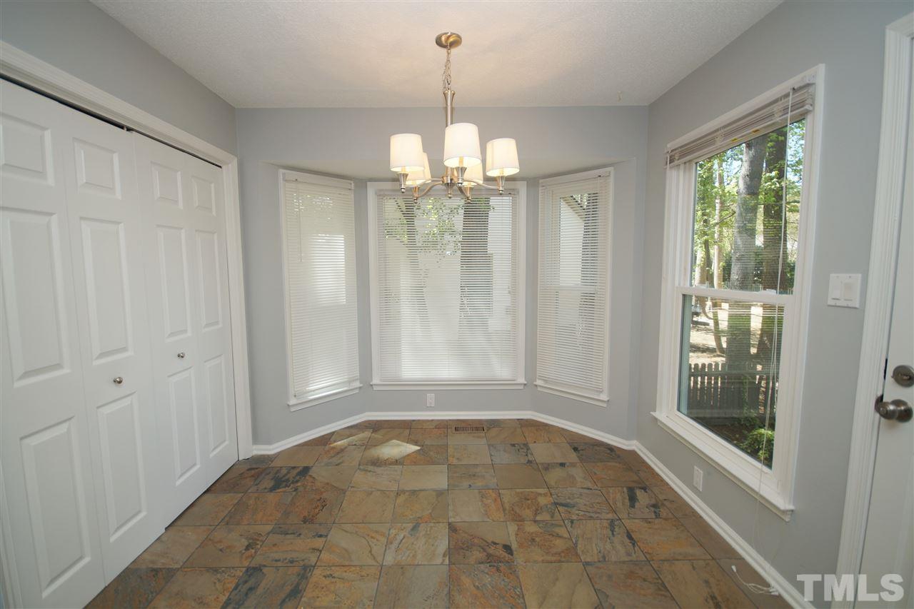 5500 Edgebury Road Raleigh, NC 27613 - Photo 13 of 25