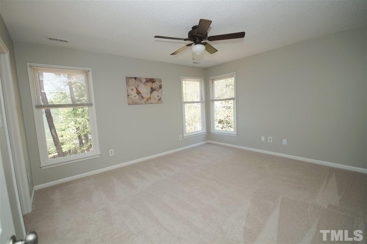 5500 Edgebury Road Raleigh, NC 27613 - Photo 14 of 25