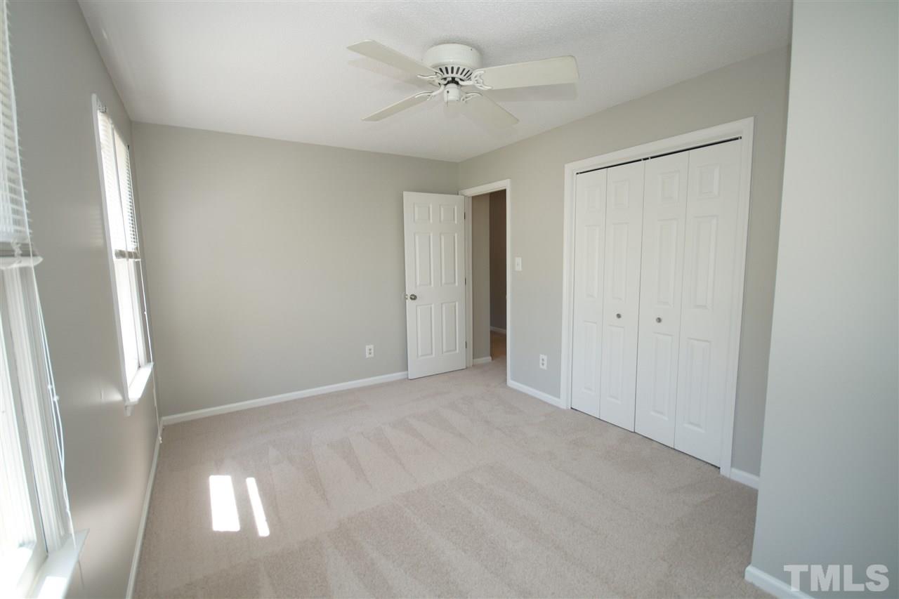 5500 Edgebury Road Raleigh, NC 27613 - Photo 18 of 25