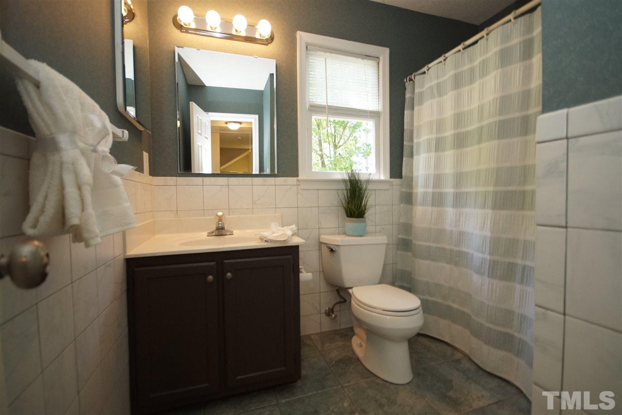 5500 Edgebury Road Raleigh, NC 27613 - Photo 20 of 25