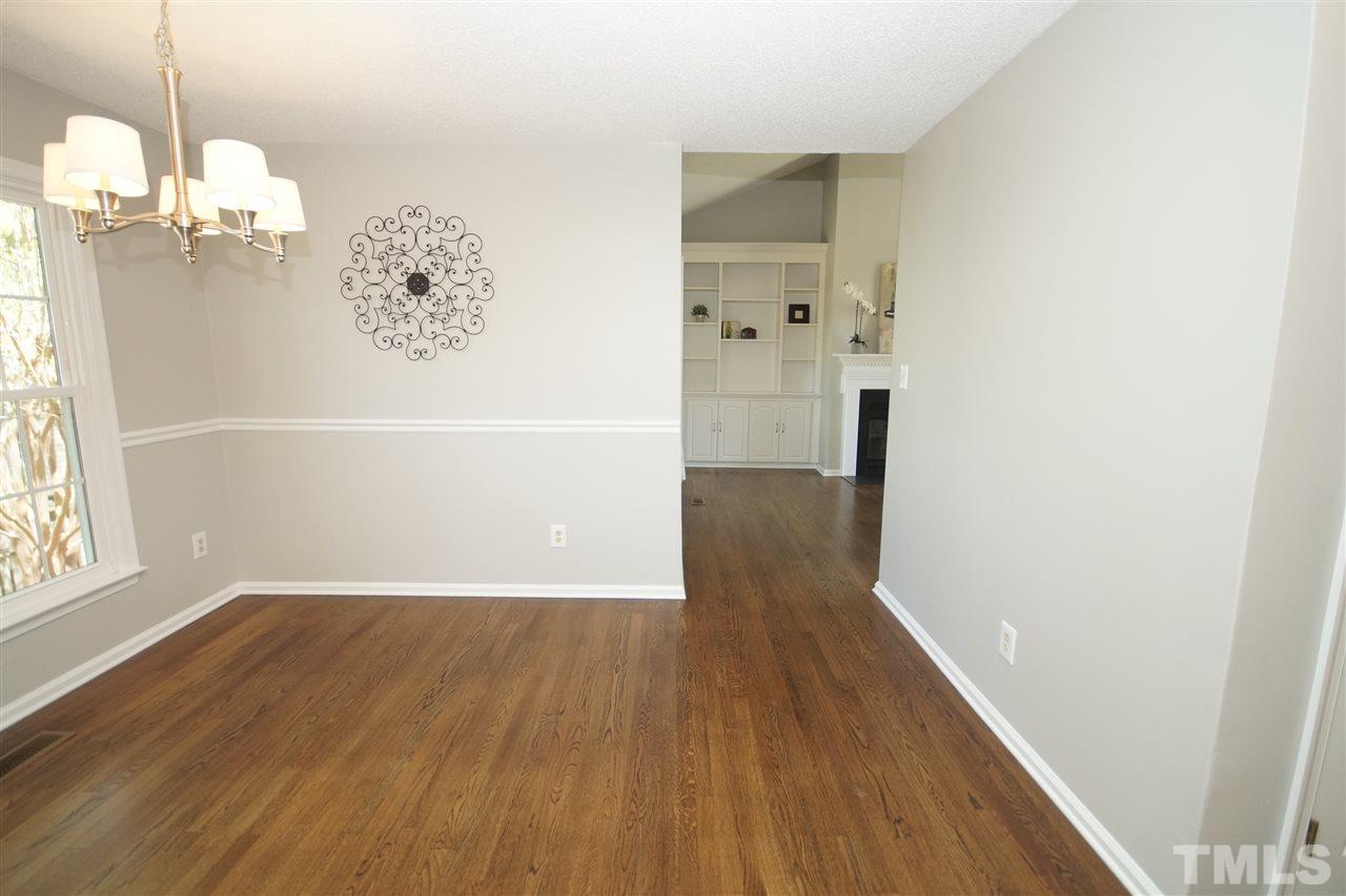 5500 Edgebury Road Raleigh, NC 27613 - Photo 7 of 25