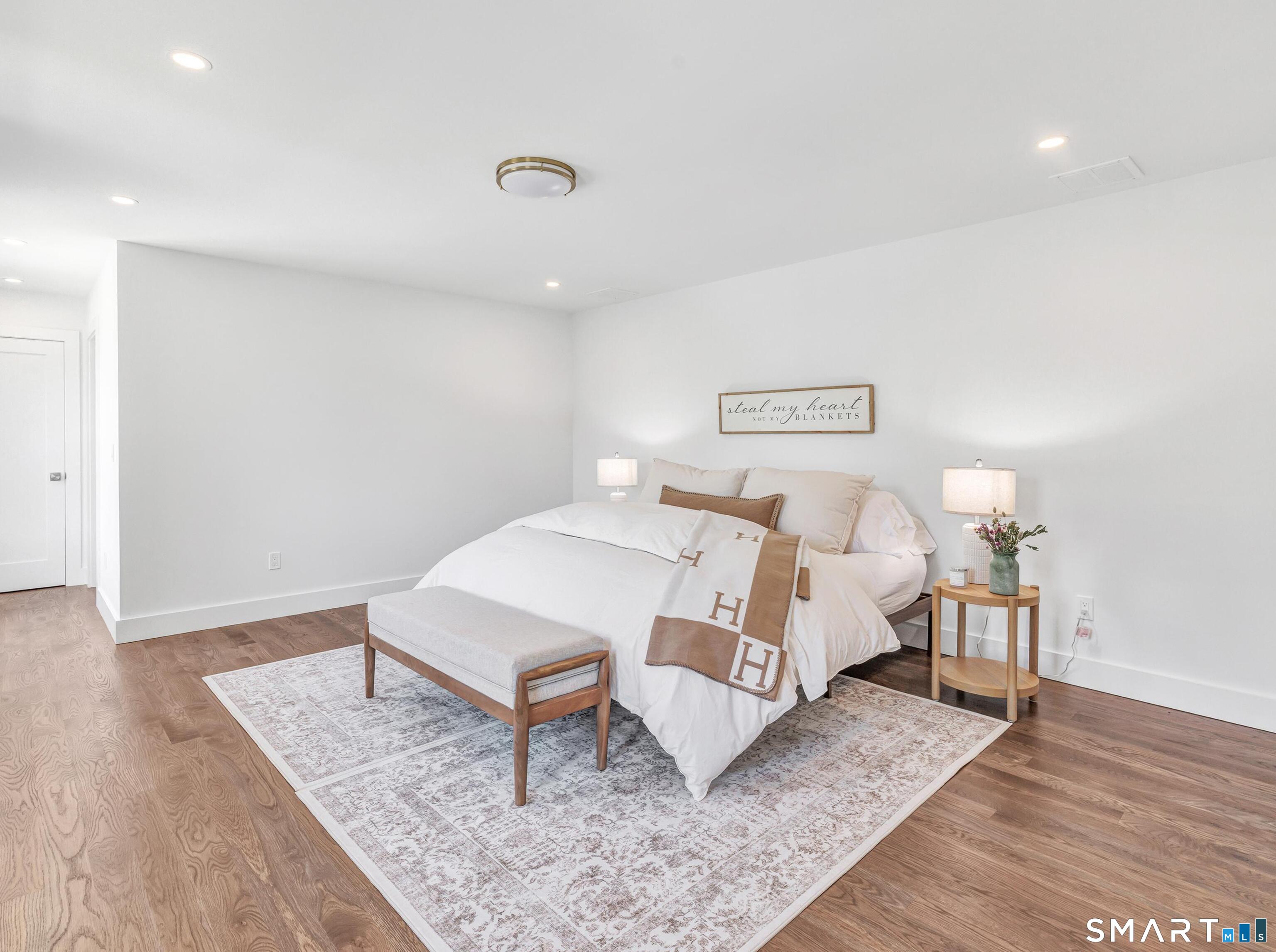 39 Commodore Place Milford, CT 06460 - Photo 25 of 40