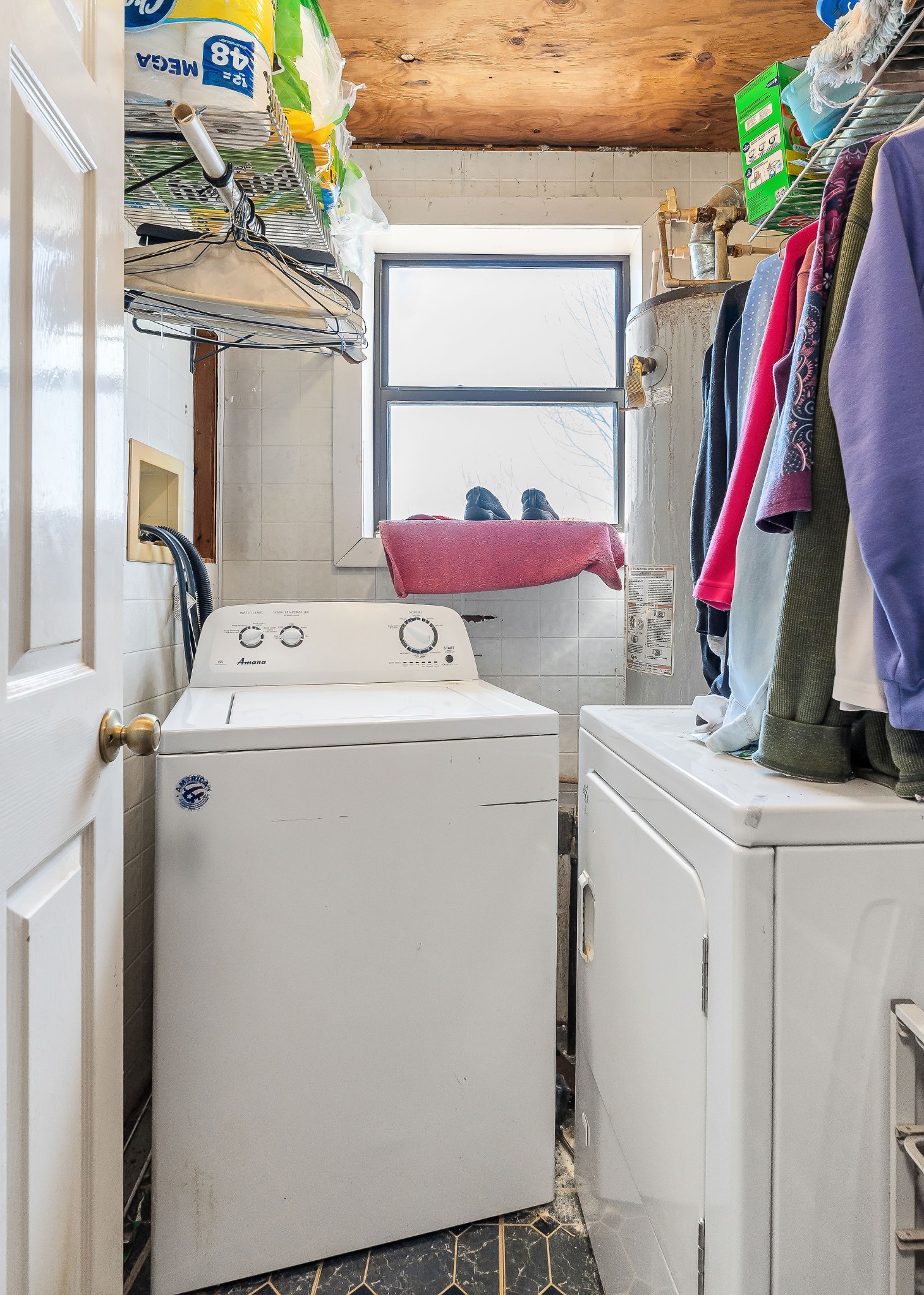 5980 Ashburn Road Baxter, TN 38544 - Photo 21 of 65 a utility room with dryer and washer