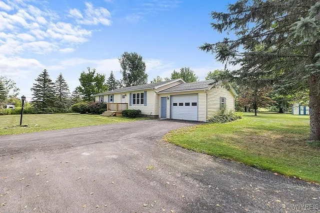 $309,000 | 2330 Stedman Road, Bennington, NY 14011