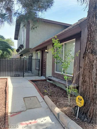 $1,750 | 4529 Del Oro Drive, Las Vegas, NV 89102