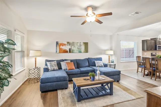 $305,000 | 933 Walls Boulevard, Crowley, TX 76036