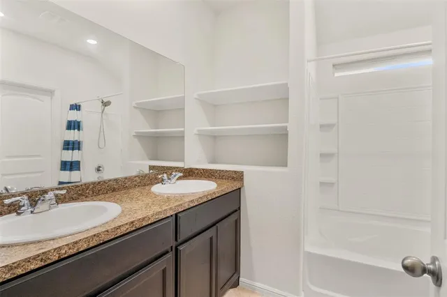 $305,000 | 933 Walls Boulevard, Crowley, TX 76036