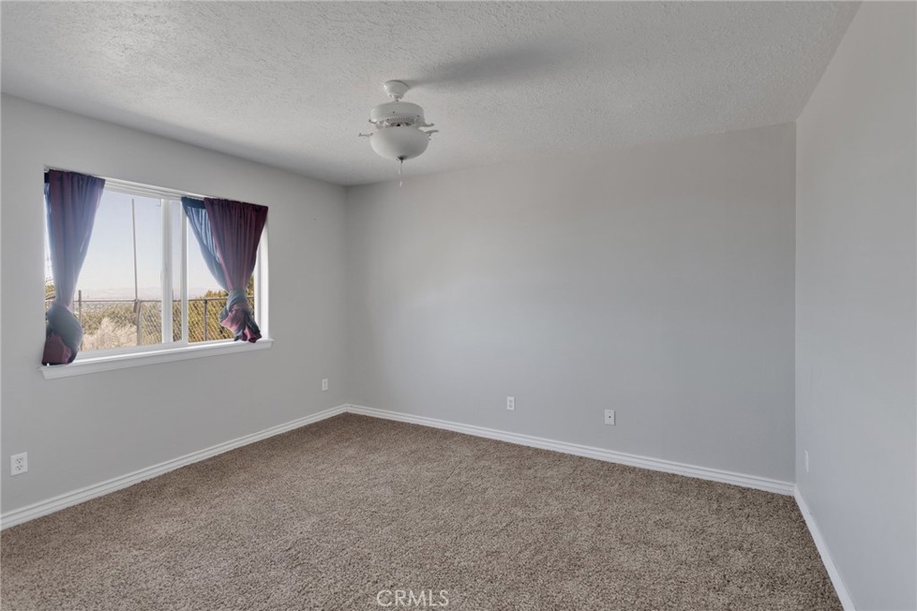 1220 Hollister Road Pinon Hills, CA 92372 - Photo 26 of 49