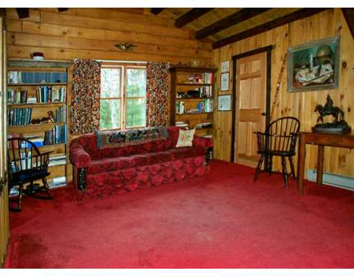 270 Nicholas Road Coventry, RI 02827 - Photo 5 of 8 Den/Family/Great Room.