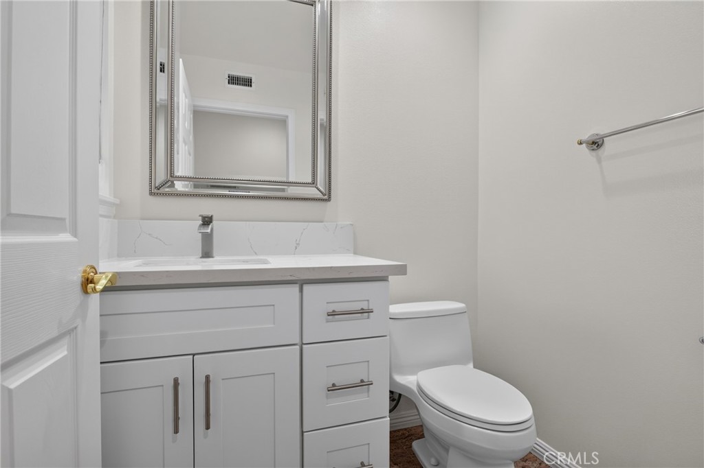 12056 Stone Gate Way Porter Ranch, CA 91326 - Photo 27 of 70