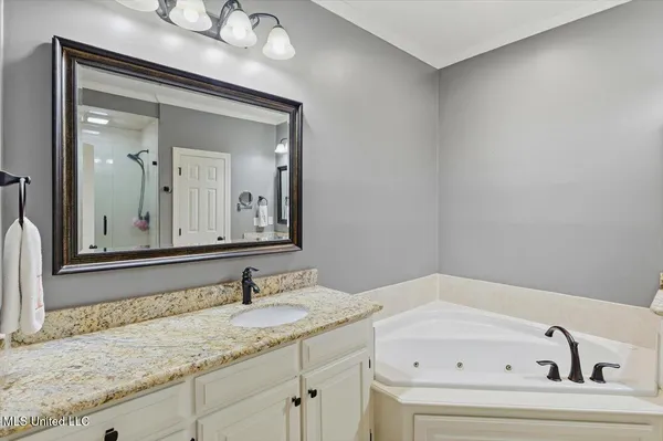 $545,000 | 451 Fox Bay Drive, Brandon, MS 39047