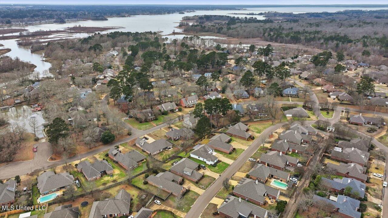 451 Fox Bay Drive Brandon, MS 39047 - Photo 58 of 63 58-451 Fox Bay Dr _ Home Tours MS