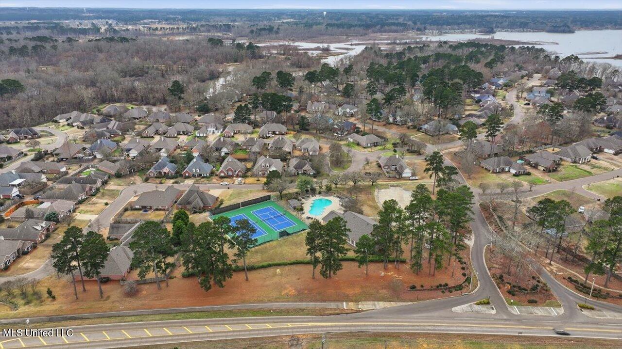 451 Fox Bay Drive Brandon, MS 39047 - Photo 63 of 63 63-451 Fox Bay Dr _ Home Tours MS