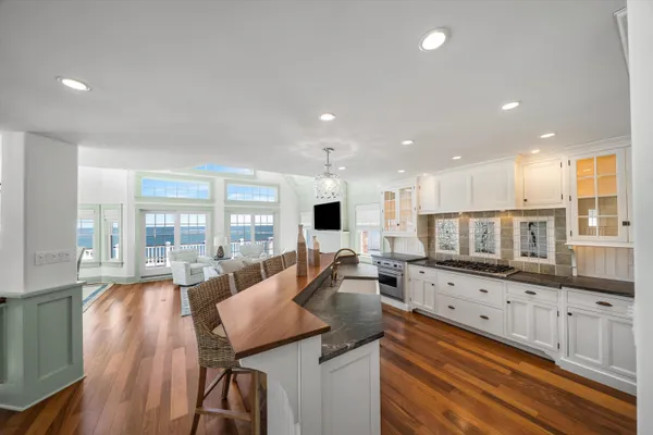 $4,999,000 | 74 West 7th, Avalon, NJ 08202
