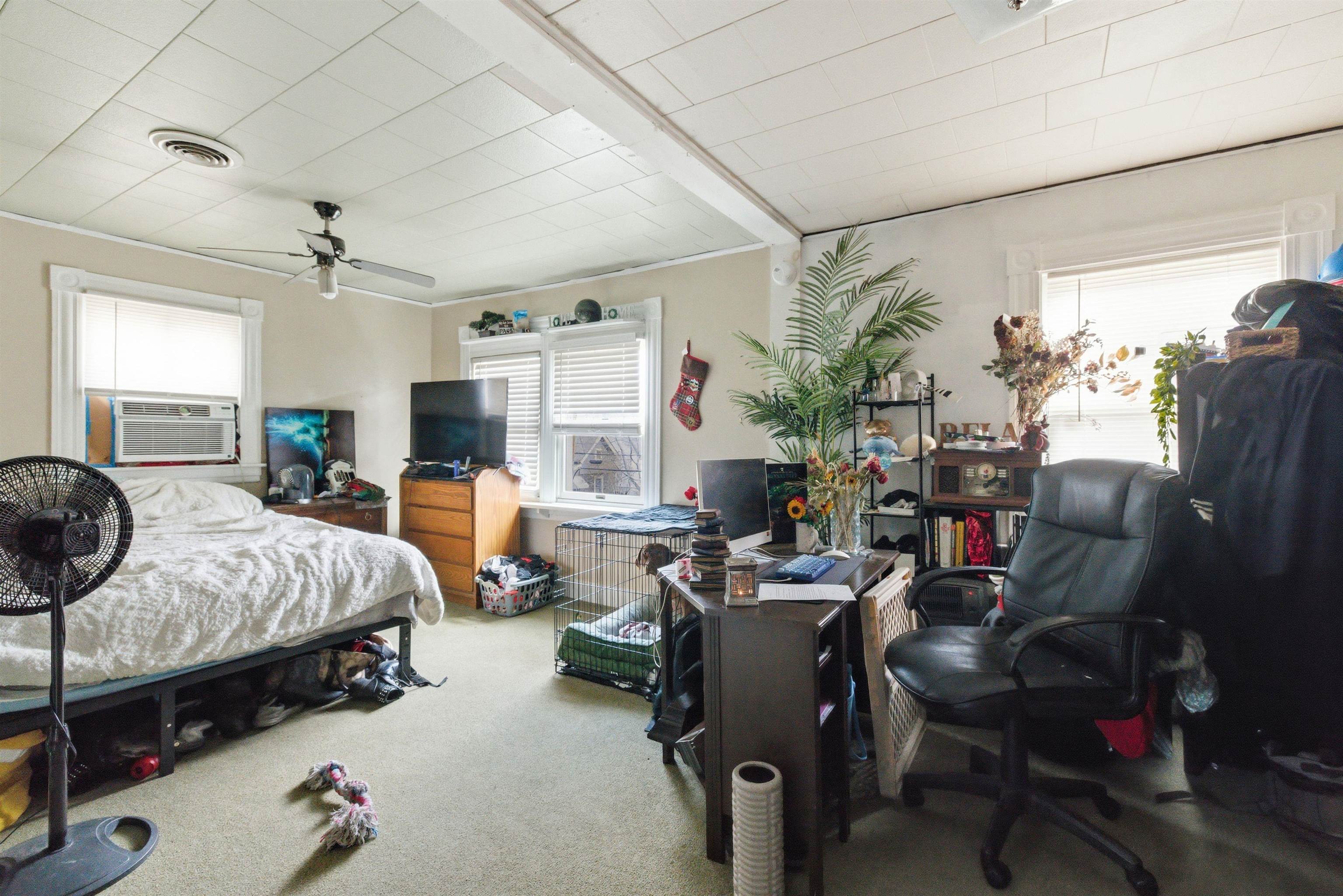 552 Spruce Street Manchester, NH 03103 - Photo 14 of 18 Gallery Image 14