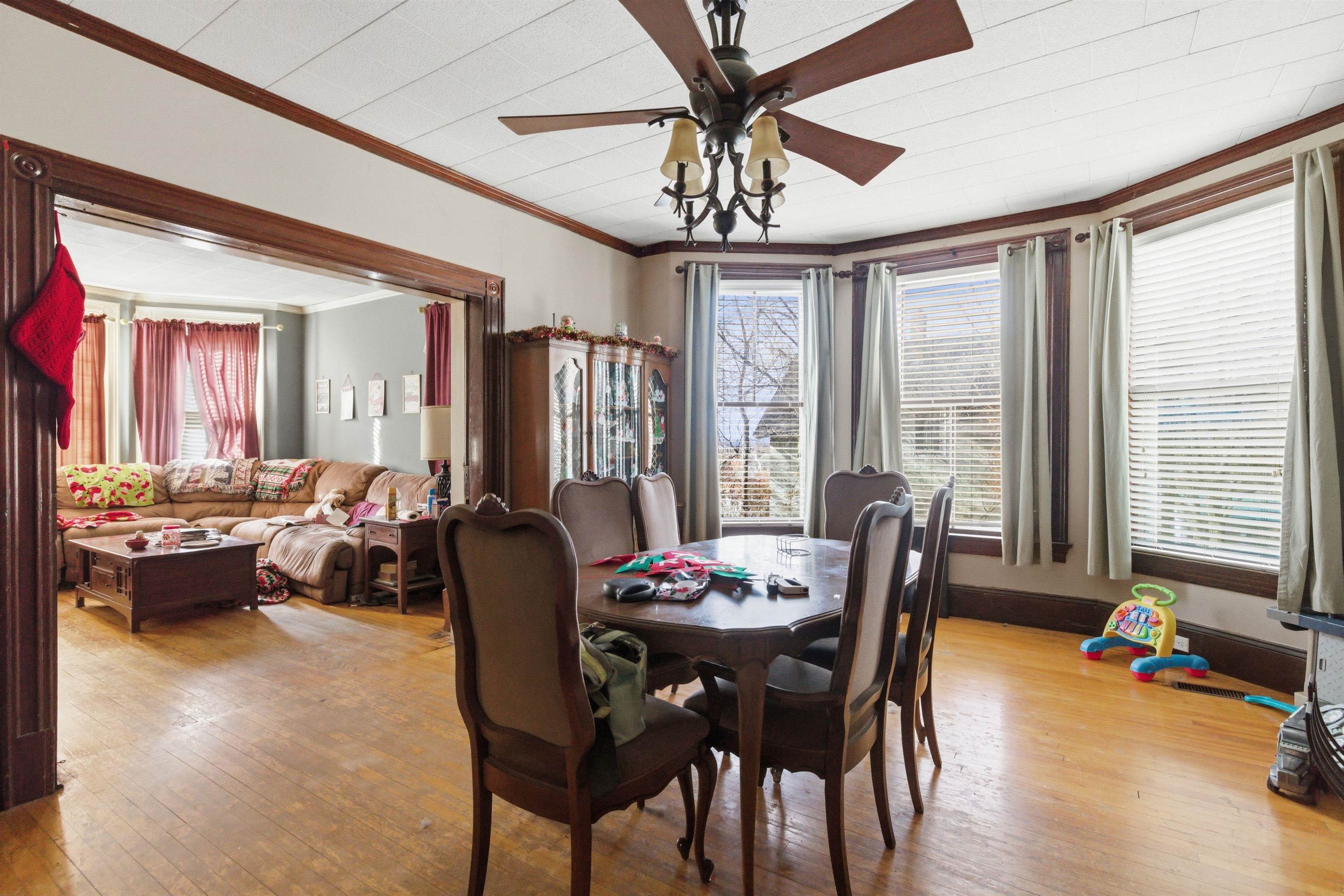 552 Spruce Street Manchester, NH 03103 - Photo 6 of 18 Gallery Image 6