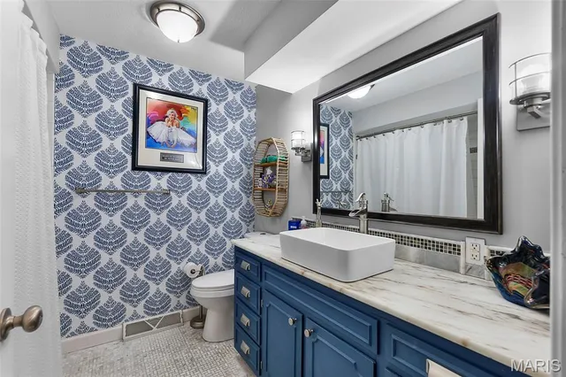 $469,500 | 918 Donna Drive, Jackson, MO 63755